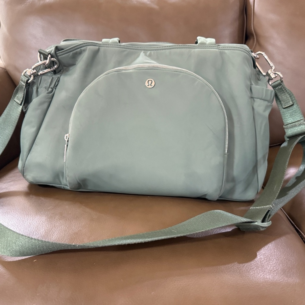 Lululemon Athletica Sage Baby Bag